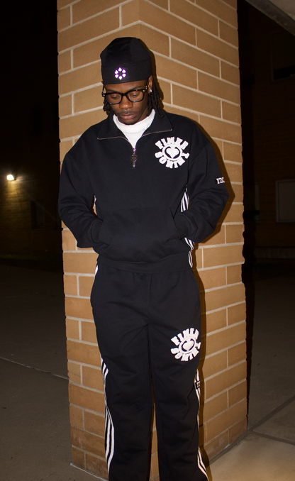 Motion Quarter Zip