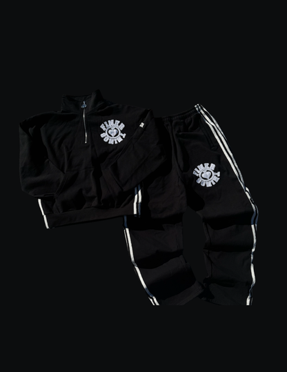 Motion Quarter Zip